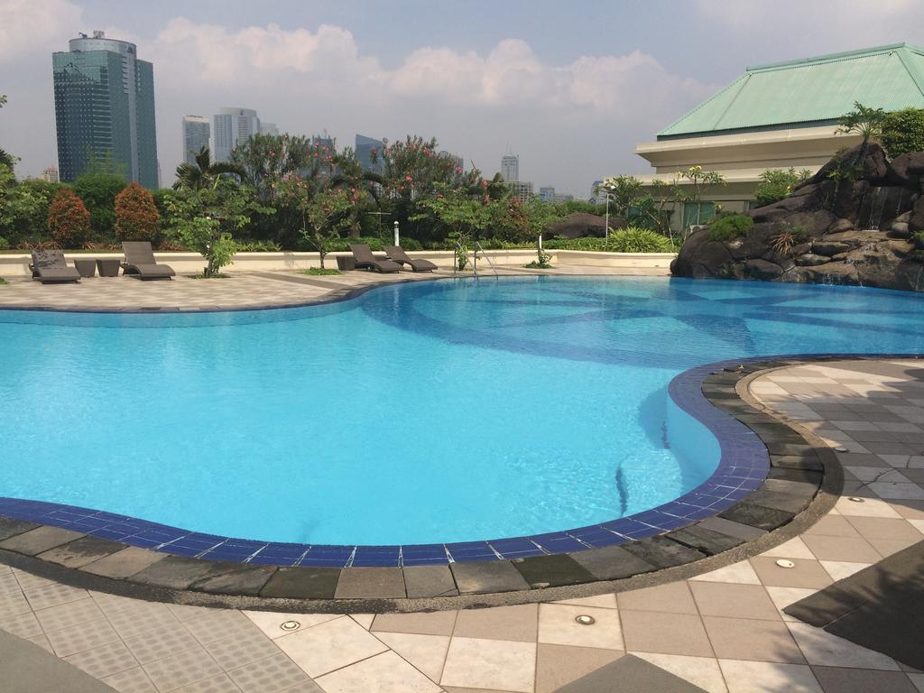 Batavia Hotel & Serviced Apartments Джакарта Екстериор снимка